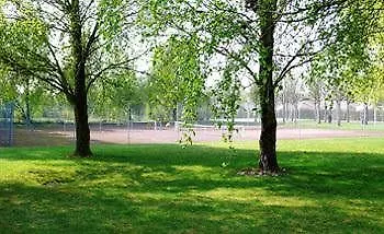 Western Golf Marne La Vallee מלון Disneyland Paris