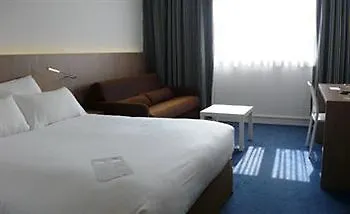 מלון Western Golf Marne La Vallee 4*