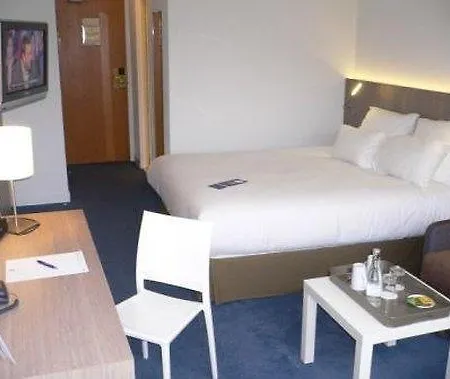 מלון Western Golf Marne La Vallee 4*